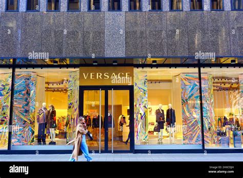 versace düsseldorf kontakt|Shops with VERSACE in Dusseldorf title.